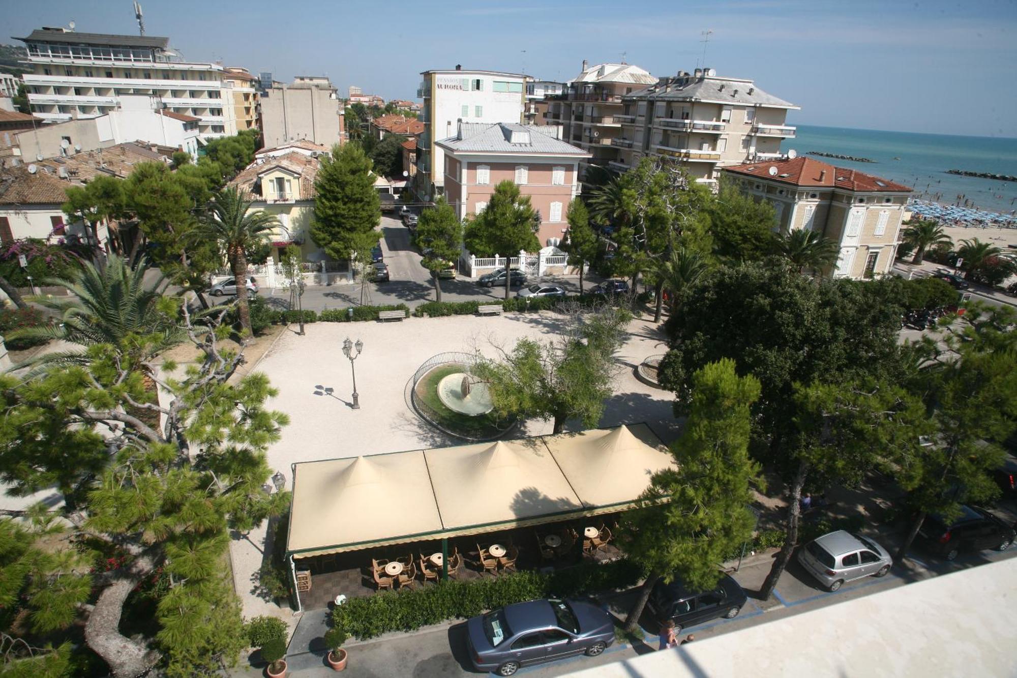 Hotel Victoria Porto San Giorgio Kültér fotó