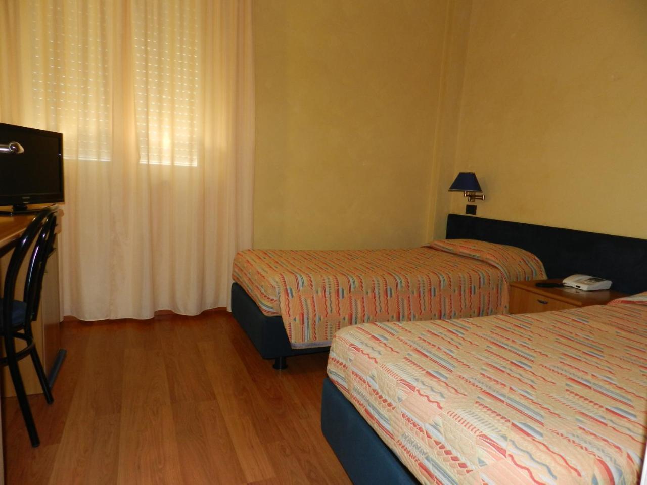 Hotel Victoria Porto San Giorgio Kültér fotó